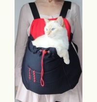 sac-transport-ventral-bleu-marine-pour-chien-et-chat